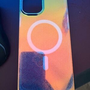 Iridescent Orange Gradient MagSafe-Compatible Phone Case